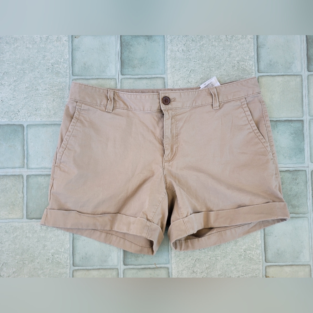 Women's Banana Republic City Chino Kahki Shorts Size 4